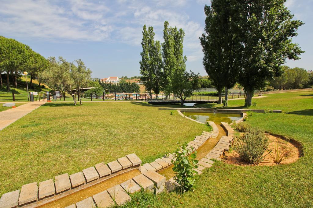Apartamento T1 Em Lagos Com Piscina E Garagem Bagian luar foto