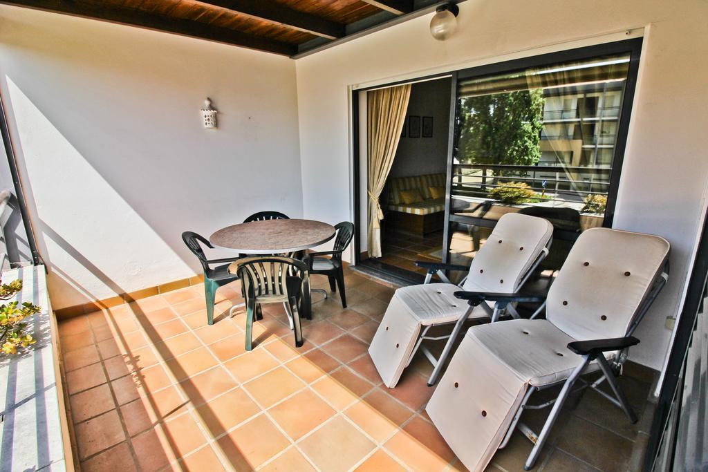 Apartamento T1 Em Lagos Com Piscina E Garagem Bagian luar foto